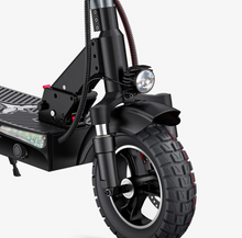 Load image into Gallery viewer, ENGWE Y600 Electric Scooter 48V 18Ah 600W wide deck - E-Scooter UAE Hub