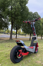 Load image into Gallery viewer, F8 blade mountain off road Electric scooter 72V 30Ah 4000W - E-Scooter UAE Hub