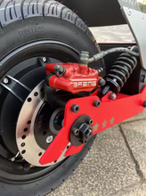 Load image into Gallery viewer, F8 blade mountain off road Electric scooter 72V 30Ah 4000W - E-Scooter UAE Hub