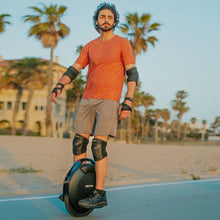 Load image into Gallery viewer, INMOTION V8S Unicycle - E-Scooter UAE Hub