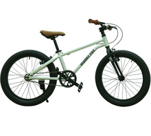 Load image into Gallery viewer, Muddyfox 20-inch Kids Bike - Lighty Alloy Blue