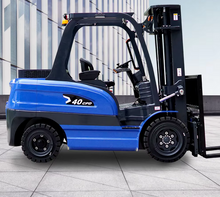Load image into Gallery viewer, High Efficiency Industrial Electric Forklift 2-4 Ton CE Farm Battery Forklift 4 Wheel Forklift