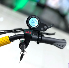 Load image into Gallery viewer, V8 Electric Scooter 60V 26Ah 3200W swap Battery - E-Scooter UAE Hub