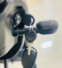 Load image into Gallery viewer, X7 3 Wheels Electric Scooter 3 Seat 600W Brushless Motor 48V 20Ah Battery