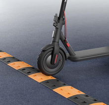 Load image into Gallery viewer, Xiaomi Electric Scooter 4 - E-Scooter UAE Hub