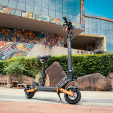 Load image into Gallery viewer, Kugoo Kirin G2 Pro Electric Scooter 48V 15Ah with 600W Single motor & Adjustable seat - E-Scooter UAE Hub