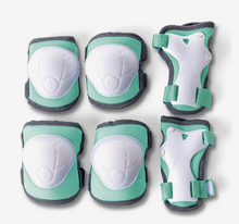 Load image into Gallery viewer, Yvolution Safety Pads Set For Kids Age 3-5