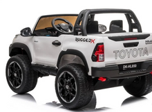Load image into Gallery viewer, Ride on kids Hilux 4x4 4WD Licensed rechargeable Age 2-8 Years - E-Scooter UAE Hub