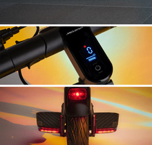 Load image into Gallery viewer, PURE X MCLAREN BLACK 900W MAX POWER 50KM RANGE