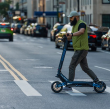 Load image into Gallery viewer, INOKIM OXO Electric Scooter - E-Scooter UAE Hub