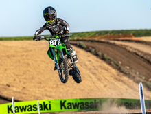 Load image into Gallery viewer, 2026 Kawasaki KX65 kids & Teens Dirt Bike Age 7-16