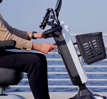 Load image into Gallery viewer, Equinox Grande Multi-Terrain Mobility E Scooter - E-Scooter UAE Hub