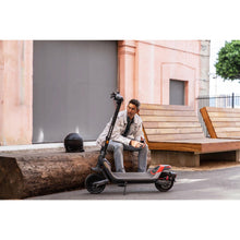 Load image into Gallery viewer, Ninebot P100SE Scooter by Segway - E-Scooter UAE Hub