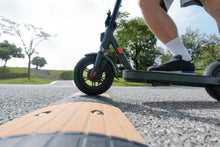 Load image into Gallery viewer, Xiaomi Electric Scooter Elite 25kmh max speed 45km Range