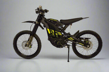 Load image into Gallery viewer, Surron Light Bee X Electric Dirt Bike Mountain Bike 6000W 40Ah Black Limited Edition 2024