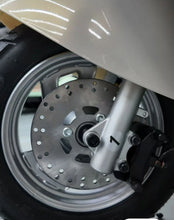 Load image into Gallery viewer, Electric Rickshaw Passenger Trishaw For All purpose 03 Seater