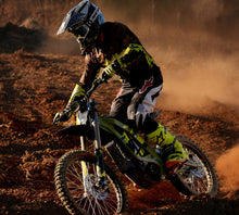 Load image into Gallery viewer, NEW Surron Light Bee X Electric Dirt Bike 2025 Version - E-Scooter UAE Hub