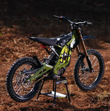 Load image into Gallery viewer, NEW Surron Light Bee X Electric Dirt Bike 2025 Version - E-Scooter UAE Hub