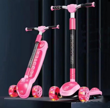 Load image into Gallery viewer, Kids Girls 3-Wheel Glow Manual Scooter Age 3-10
