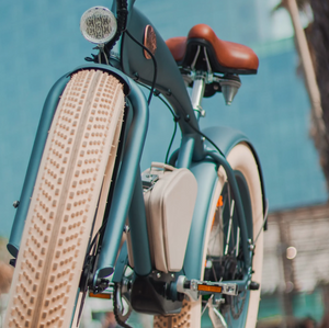 Rayvolt Beachin VINTAGE Electric Bicycle | Luxury city cruze | smart locker - E-Scooter UAE Hub