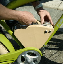Load image into Gallery viewer, Rayvolt Beachin VINTAGE Electric Bicycle | Luxury city cruze | smart locker - E-Scooter UAE Hub
