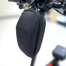 Load image into Gallery viewer, V18 Electric scooter Dual drive 1500Wx2 48V 18Ah
