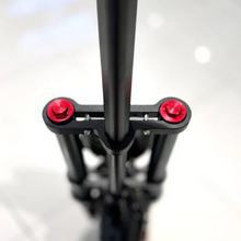 Load image into Gallery viewer, V18 Electric scooter Dual drive 1500Wx2 48V 18Ah
