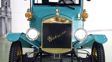 Load image into Gallery viewer, Classic Electric Vintage Car 05,08 seater
