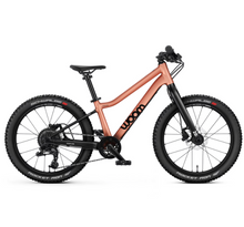 Load image into Gallery viewer, Woom 5 Off Kids Bike Age 7-11

