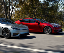 Load image into Gallery viewer, Tesla Model S 75D Electric luxury sedan
