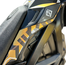 Load image into Gallery viewer, 2026 Surron Ultra Bee Electric Bicycle 74V 60Ah 24.5Kw-powerfull Dirt Bike
