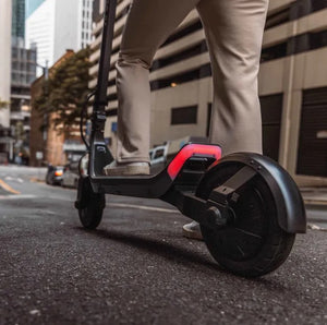 APOLLO GO Electric Scooter 2024 Version 36V 15Ah 500W