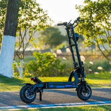 Load image into Gallery viewer, Mars 11 ECO Electric Scooter 72V 26Ah 2000W

