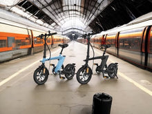 Load and play video in Gallery viewer, H1 Dual Motor 4000W Electric Motorcycle 60V 40Ah Long Range
