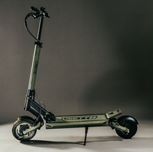 Load image into Gallery viewer, VSETT 8 Electric Electric Scooter 48V 15.6Ah 600W - E-Scooter UAE Hub
